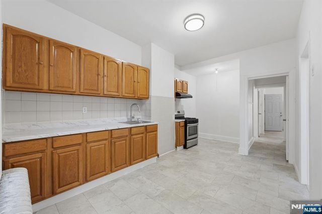 1507 Kerrigan Avenue, Union City, NJ 07087