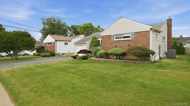 45 Margaret Road, Massapequa, NY 11758