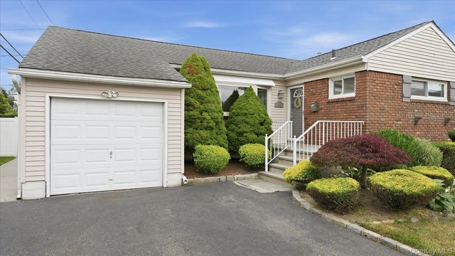 45 Margaret Road, Massapequa, NY 11758