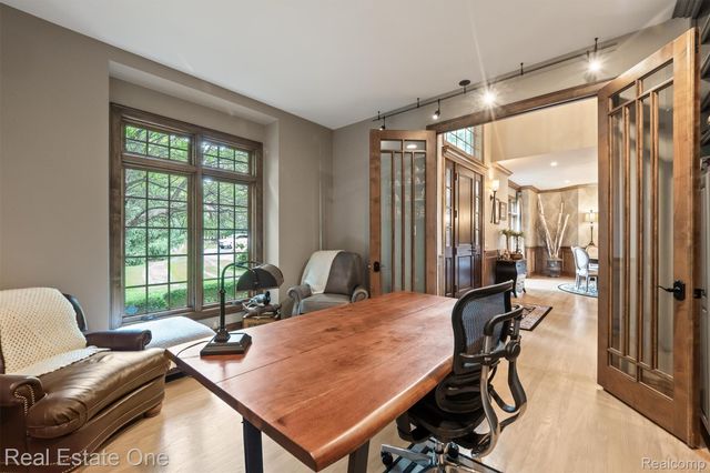 7181 Hillside Drive, Independence Charter Township, MI 48346