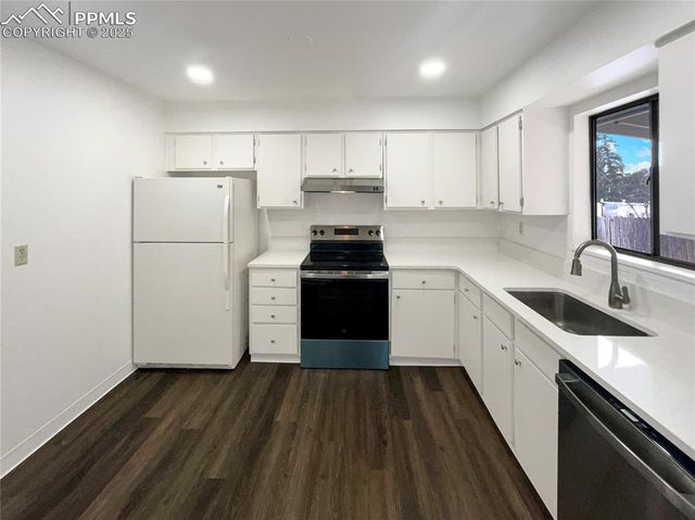 1314 Doyle Place, Colorado Springs, CO 80915