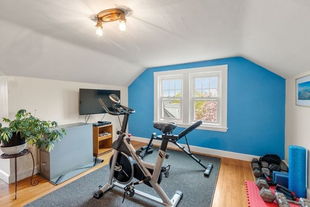 14 Adams Ave 14, Watertown, MA 02472