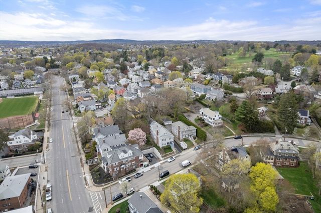 14 Adams Ave 14, Watertown, MA 02472