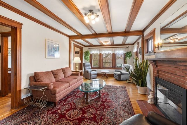 14 Adams Ave 14, Watertown, MA 02472