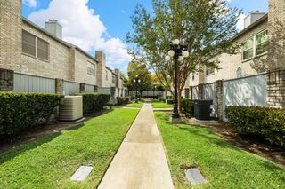 660 Wilcrest Drive 660, Houston, TX 77042