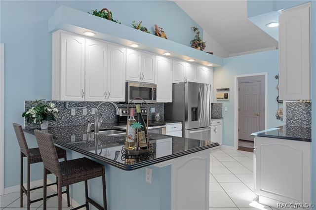 43 Linder Circle, Homosassa, FL 34446