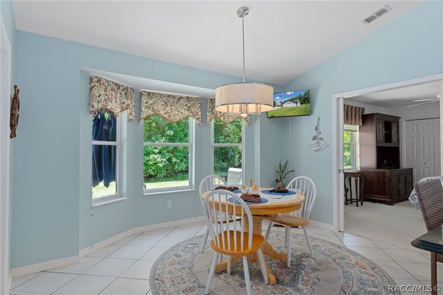 43 Linder Circle, Homosassa, FL 34446