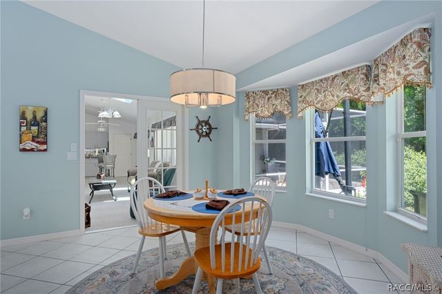 43 Linder Circle, Homosassa, FL 34446