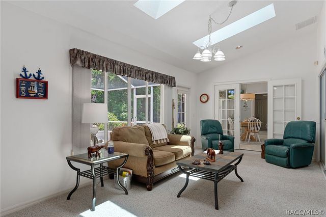 43 Linder Circle, Homosassa, FL 34446