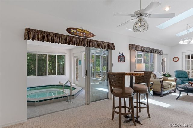 43 Linder Circle, Homosassa, FL 34446
