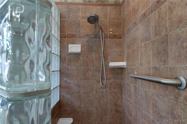 43 Linder Circle, Homosassa, FL 34446