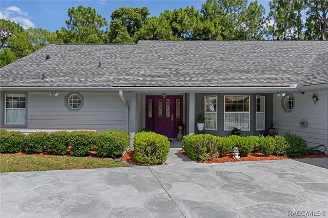 43 Linder Circle, Homosassa, FL 34446