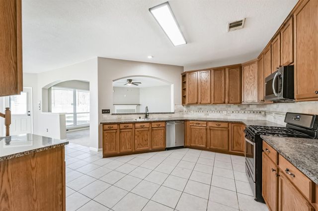 3919 Copper Creek, Baytown, TX 77521