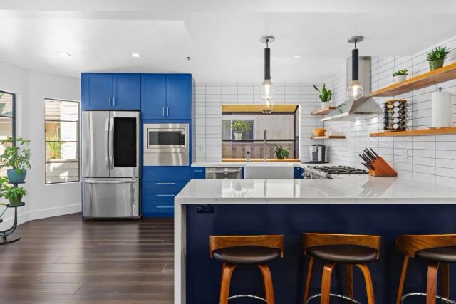 1922 Spyglass Circle, Vista, CA 92081