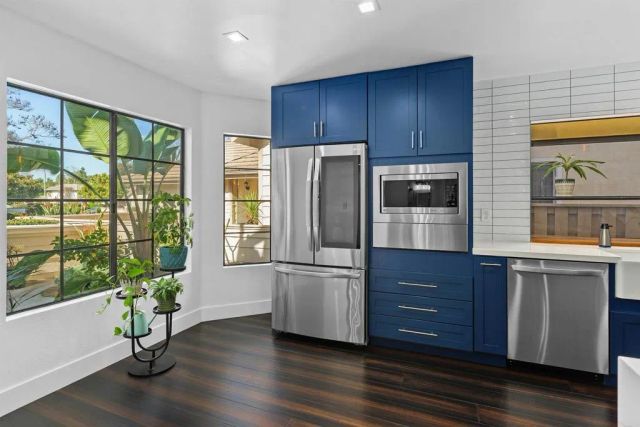 1922 Spyglass Circle, Vista, CA 92081