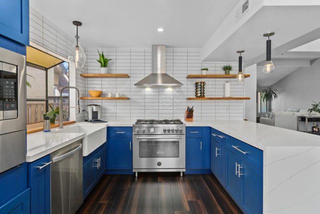 1922 Spyglass Circle, Vista, CA 92081