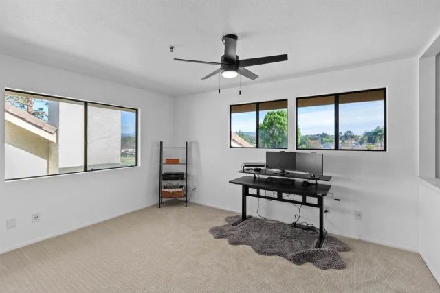 1922 Spyglass Circle, Vista, CA 92081