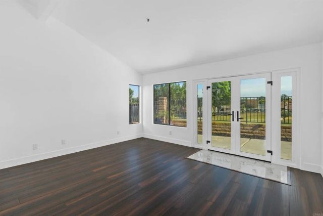 1922 Spyglass Circle, Vista, CA 92081