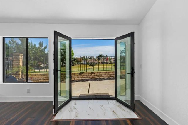 1922 Spyglass Circle, Vista, CA 92081