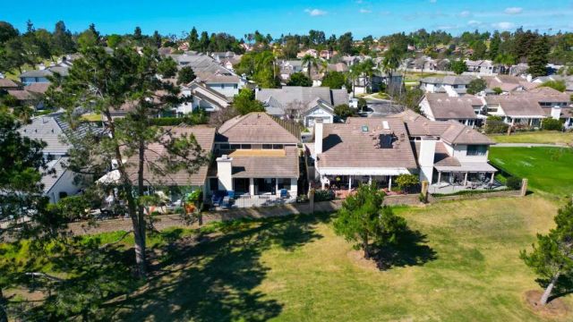 1922 Spyglass Circle, Vista, CA 92081
