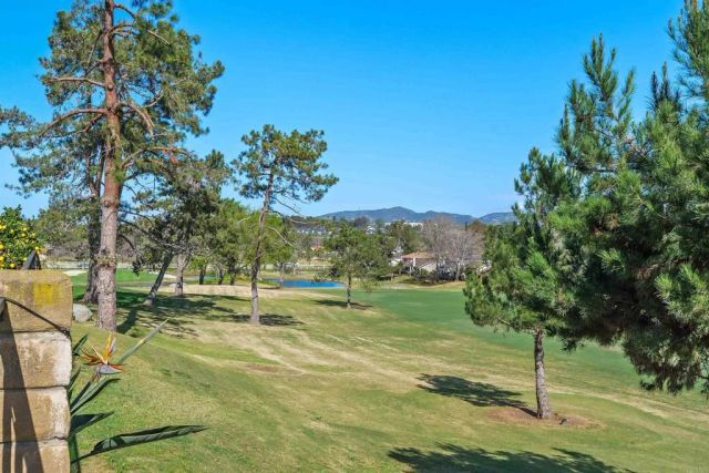 1922 Spyglass Circle, Vista, CA 92081