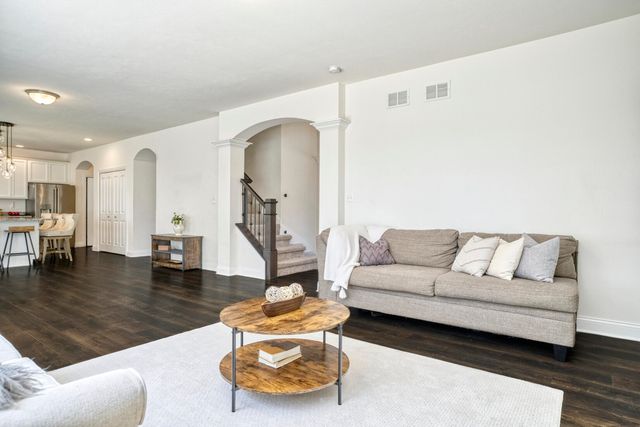 9193 Madigan Avenue, Cedar Lake, IN 46303