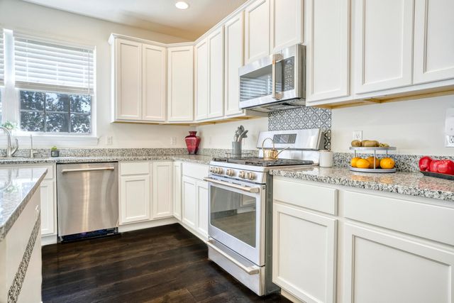 9193 Madigan Avenue, Cedar Lake, IN 46303