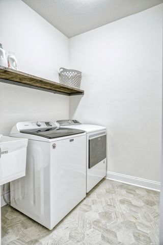 9193 Madigan Avenue, Cedar Lake, IN 46303