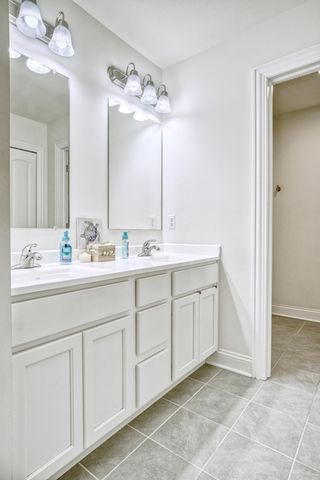 9193 Madigan Avenue, Cedar Lake, IN 46303