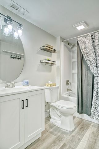 9193 Madigan Avenue, Cedar Lake, IN 46303