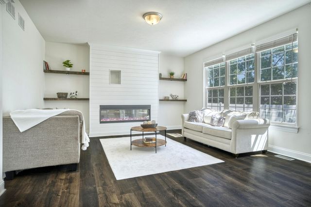 9193 Madigan Avenue, Cedar Lake, IN 46303