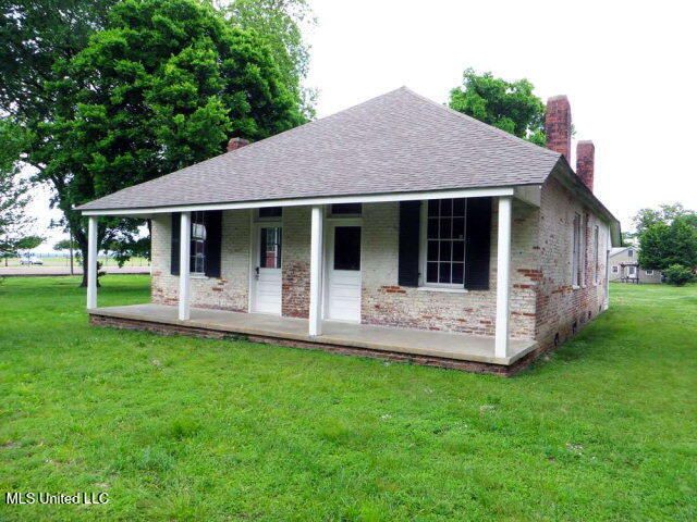 103 Jefferson Street, Natchez, MS 39120