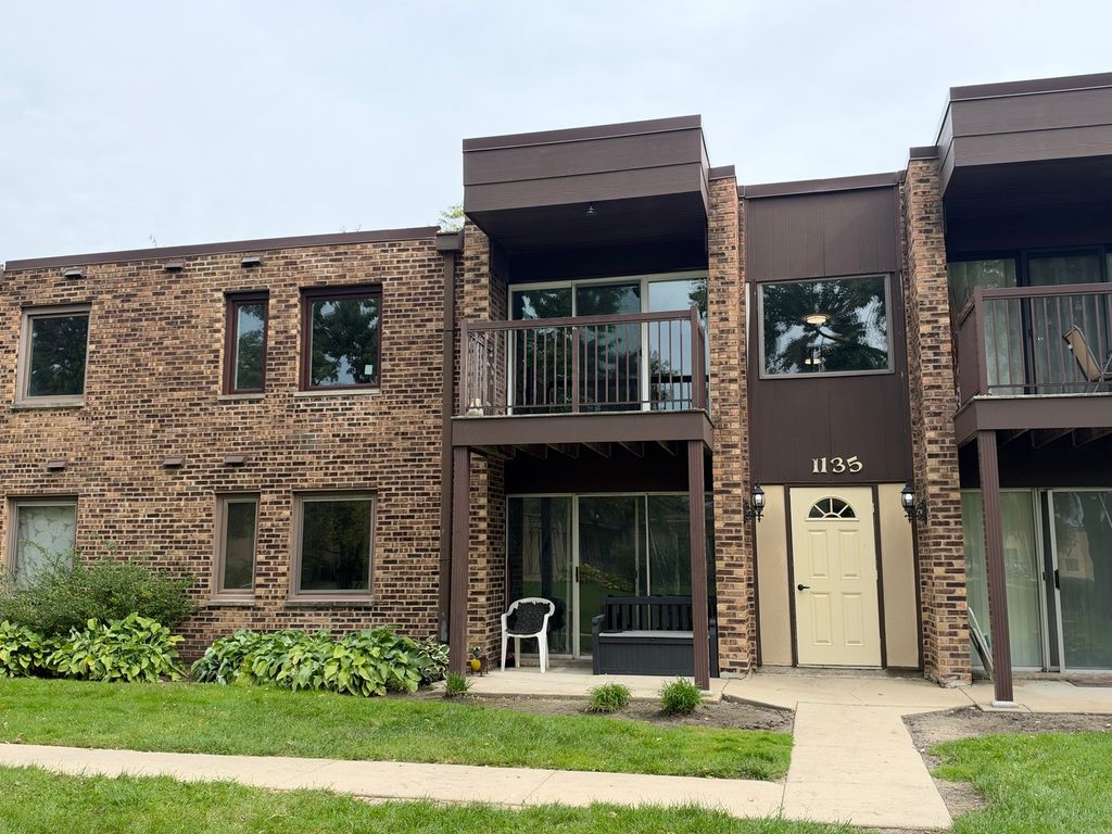 1135 Pleasant Run Drive 708, Wheeling, IL 60090 — photo 2