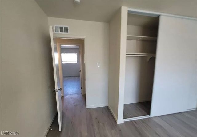 3749 Ponderosa Avenue, Las Vegas, NV 89115