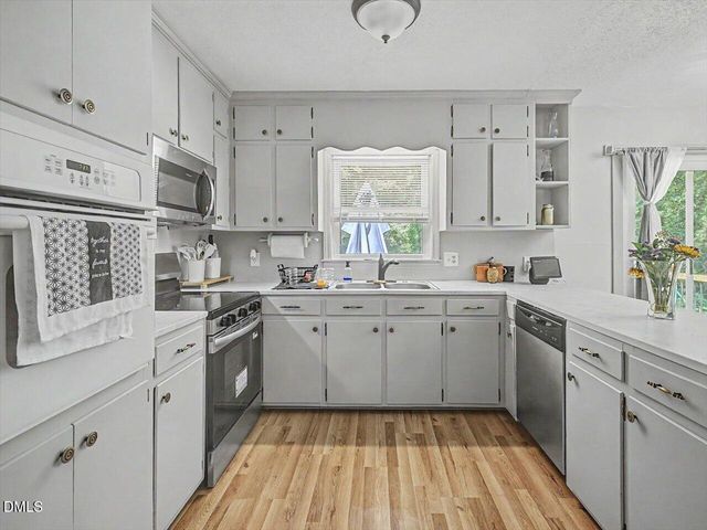 2509 Farrington Point Road, Chapel Hill, NC 27517