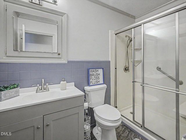 2509 Farrington Point Road, Chapel Hill, NC 27517