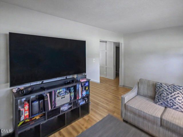 2509 Farrington Point Road, Chapel Hill, NC 27517