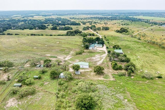 7800 County Road 210, Bertram, TX 78605