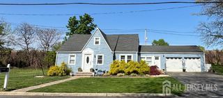 14 Madison Avenue, Old Bridge, NJ 08857