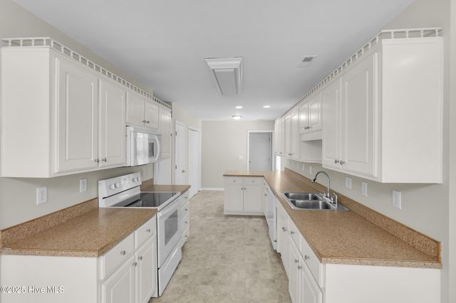 119 Leonard Drive, New Bern, NC 28560