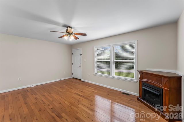 2610 Bear Creek Road, Marshall, NC 28753