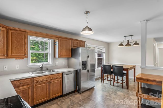 2610 Bear Creek Road, Marshall, NC 28753