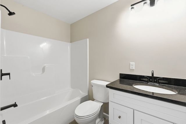 95 Town Farm Rd, Warren, MA 01083