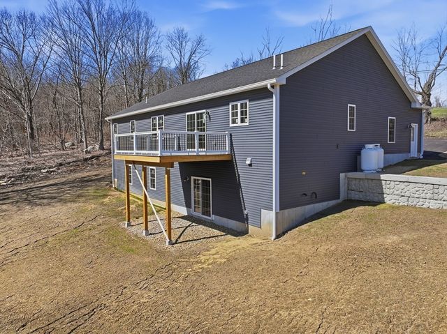 95 Town Farm Rd, Warren, MA 01083