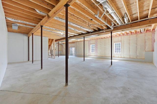 95 Town Farm Rd, Warren, MA 01083