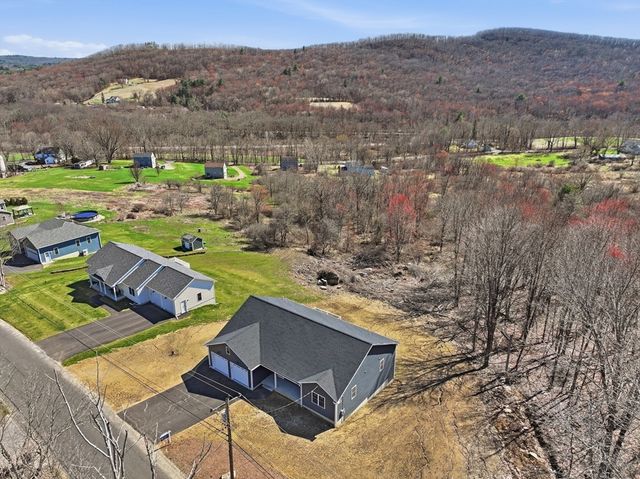 95 Town Farm Rd, Warren, MA 01083