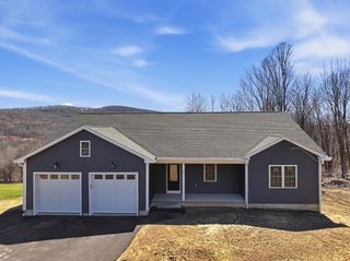 95 Town Farm Rd, Warren, MA 01083