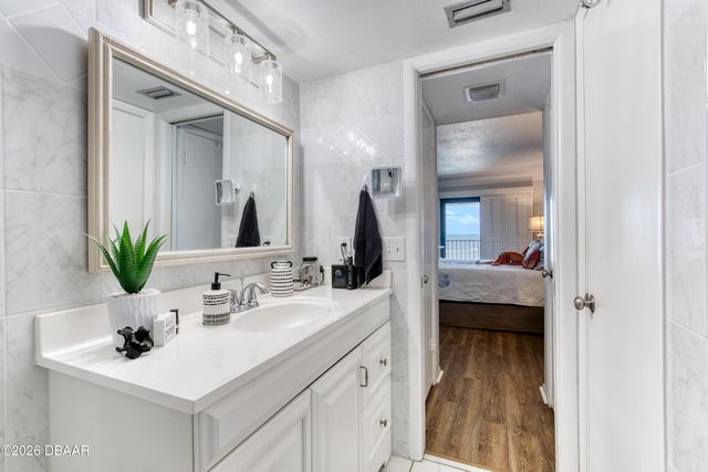 935 Ocean Shore Blvd Apt 404, Ormond Beach, FL 32176