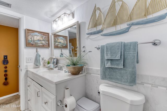 935 Ocean Shore Blvd Apt 404, Ormond Beach, FL 32176