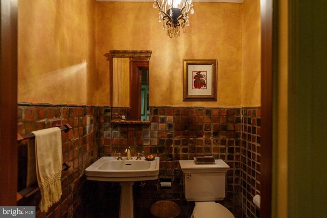 1026 WESTVIEW ST, Philadelphia, PA 19119